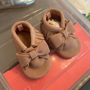 Baby gap pink moccasins